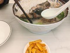-鲜越鲜鱼粉(财富购物中心店)