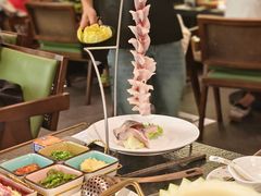 -得意咚瓜·顺德鱼生·冬瓜火锅(深圳首店)