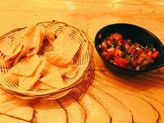 餐前玉米片-Pistolera Mexican Cantina女枪手墨西哥餐厅(碧云路店)