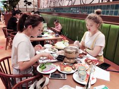 -亚马逊环球美食百汇(新城吾悦广场店)