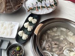 -喃喃椰·糟粕醋椰子鸡火锅(七堡花园店)