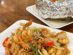 -两兄弟Song Pee Nong(2号店)