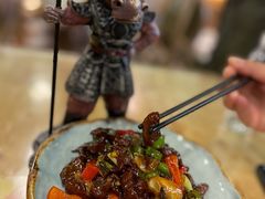 五指山小黄牛肉粒-张猫猫爱吃鱼