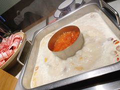 -尚尚仙·酸汤猪手·猪肚鸡火锅(华联万柳购物中心店)