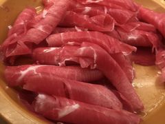 -百品聚旋转火锅(号外店)