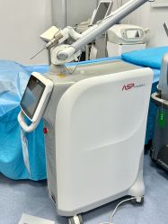 -广州健丽·去眼袋医疗美容机构