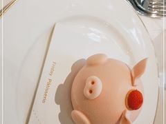 -Fridi Patisserie Cafe