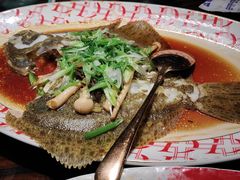 羊肚菌青冈菌蒸生猛多宝鱼-粤·向群饭店(麓景路店)