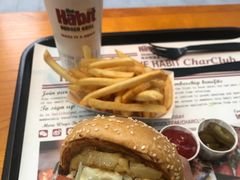 -The Habit Burger Grill 哈比特汉堡(复兴soho店)