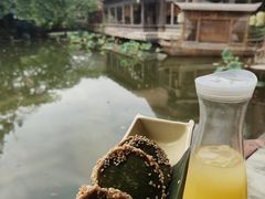 -绿茶餐厅(龙井船宴· 品牌总店)