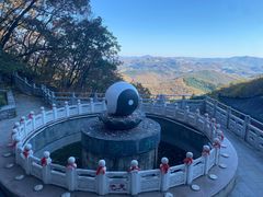 -九鼎铁刹山风景区