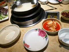 -英子补身汤(海兰路店)