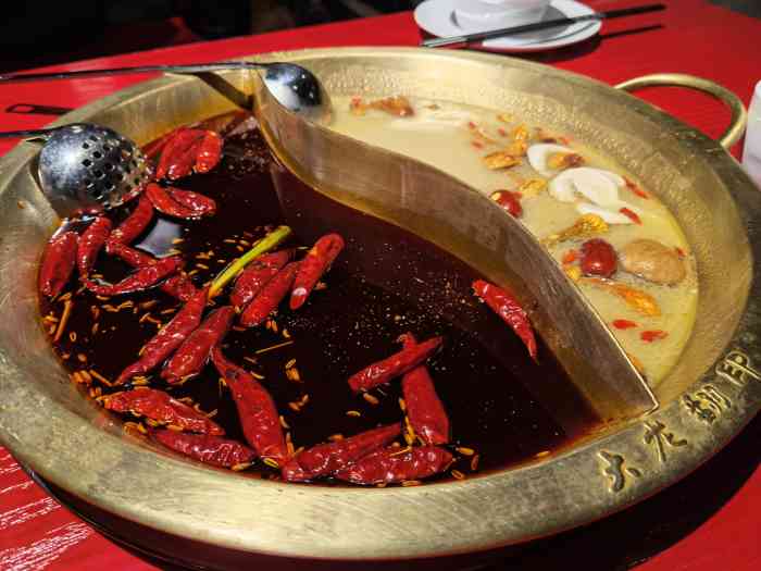 大龙翻印(深圳旗舰店)-"位置坐落在罗湖东门,在深圳这座城市的好处.