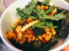 -黑色经典臭豆腐·湖南特产(步行街店)