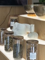 -愉己冥想·护发专门店