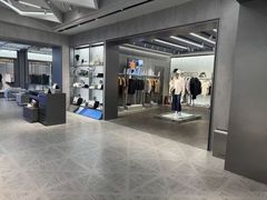 -迪桑特DESCENTE(青岛山东路万象城店)