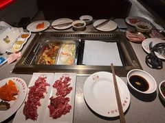 -芝小官毛肚火锅海鲜自助(苏州吴江区万宝店)
