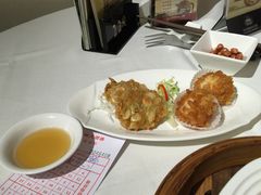 龙宫虾丸拼杏片蟹饼-潮福城大酒楼·潮味粤品·港式点心(湖滨北路店)