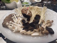 -世贸万锦大酒店·烹大师火锅达人