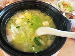 -闫家驴肉老店(华电一校店)