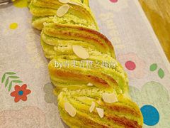 椰香扭扭包-好利来(鞍山站前店)