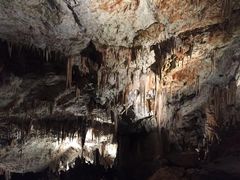 -波斯托伊纳溶洞