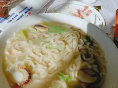 -宾朋海鲜特色美食餐厅·纯手工鲅鱼水饺(兴海路店)