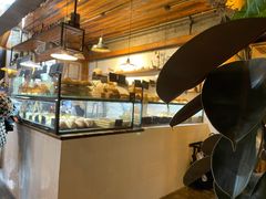 面包甜点陈列柜-仙峰天然面包(迎宾路店)