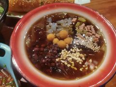-爆炸头阿姨小四川正宗川味小吃(无任何分店)