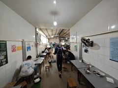 -正宗杨记普洱酸醋米线(总店)