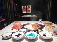 -卤校长重庆火锅(国兴店)