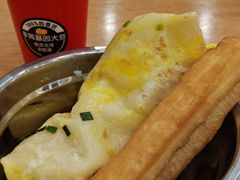 -华中科技大学东三学生食堂