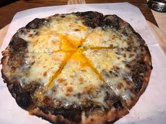 松露披萨-Mercato莫卡多露台餐厅与酒吧(K11店)