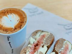 -Bagel Camp爵士贝果店