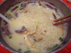 -津津老鸭粉丝馆(正东路店)