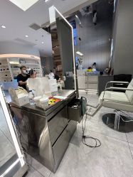 -PE SALON