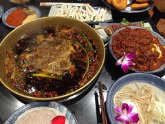 -老夏老火锅(正宁路店)