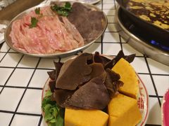 -六婶老火锅(交通大学直营店)