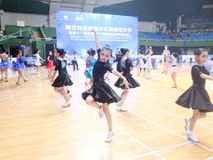 -炫艺舞蹈培训中心(枫尚奥特莱斯店)