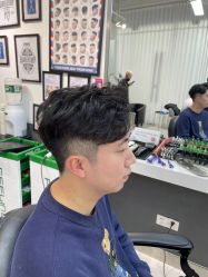 -极剪男士理发