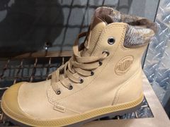 -杉杉奥特莱斯广场(哈尔滨店)