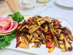 -原林野山菌火锅·炒菌(关上野生菌一条街店)