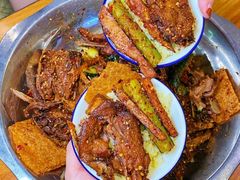 -嘎嘎鸭下巴·爆辣干锅(明教寺店)