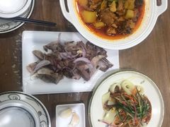 -清真·玛丽亚新疆菜主题餐厅(浙江中路店)