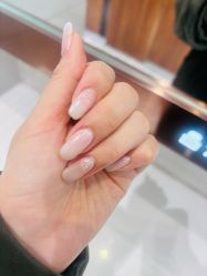 -悦指间美甲美睫