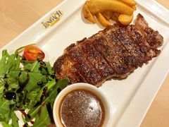 -LENBACH兰巴赫西餐啤酒坊(大连东港店)