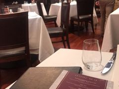 大堂-Wolfgang’s Steakhouse 沃夫冈牛排馆(上海白玉兰广场店)