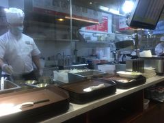 -南城香·饭香串香馄饨香(红军营店)