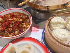 -堂瓦里·33年传统赣菜(第一街区店)