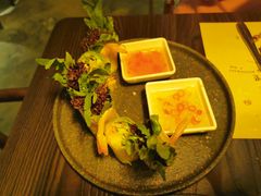 越南传统生包鲜虾春卷-来龙里 精致 东南亚餐室(万象城店)